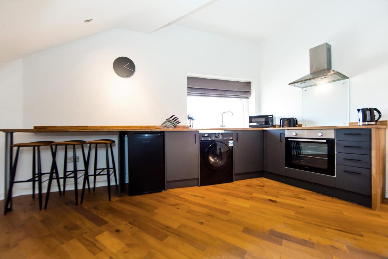Salts House - Contemporary Apartments In Saltaire - Free On-Street Parking Exterior photo